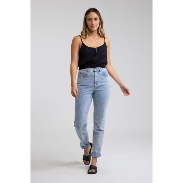 RHYTHM HI-RISE TAPERED JEAN LIGHT WASH
