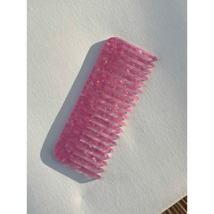 PIXIE WOO THE PERFECT COMB PINK EDITION