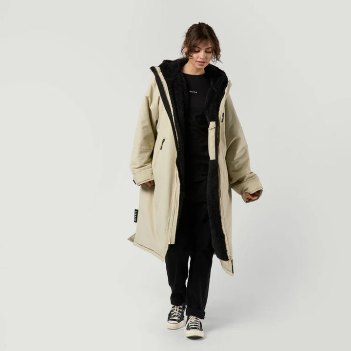 MYSTIC EXPLORE PONCHO SAND