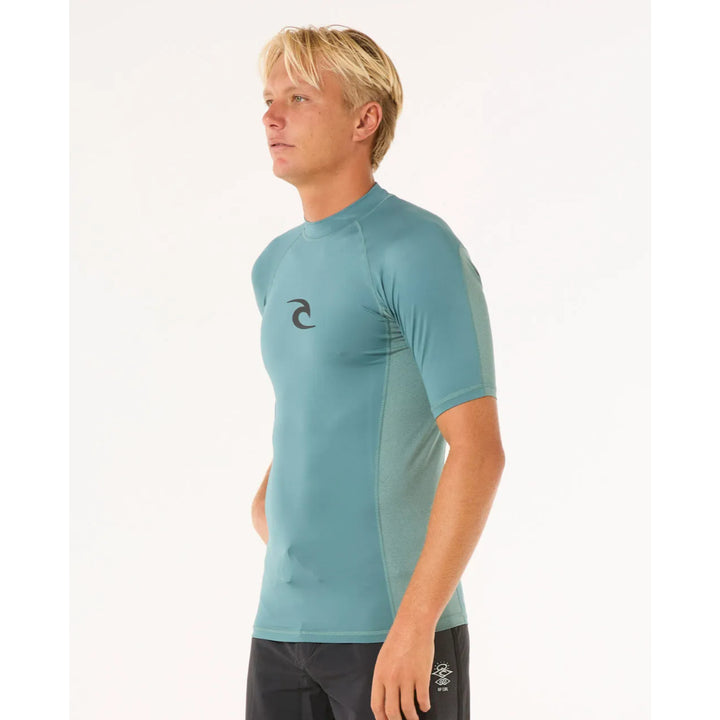 RIP CURL WAVES UV S/S RASH GUARD BLUESTONE