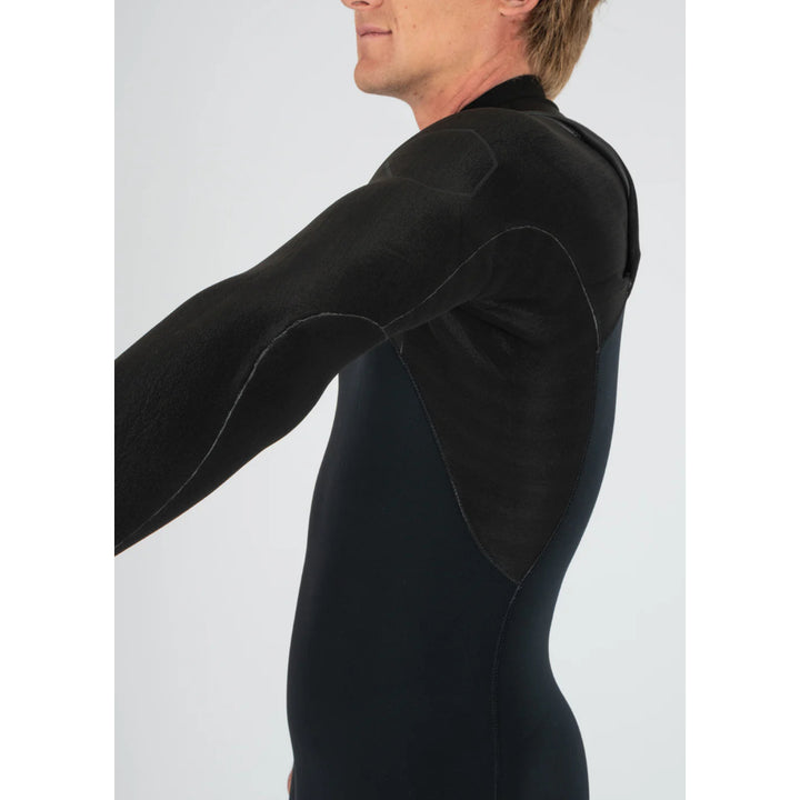 VISSLA HIGH SEAS || 3/2 CHEST ZIP STEALTH