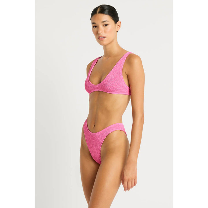 BOND-EYE SCOUT CROP TOP CANDY PINK RECYCLED