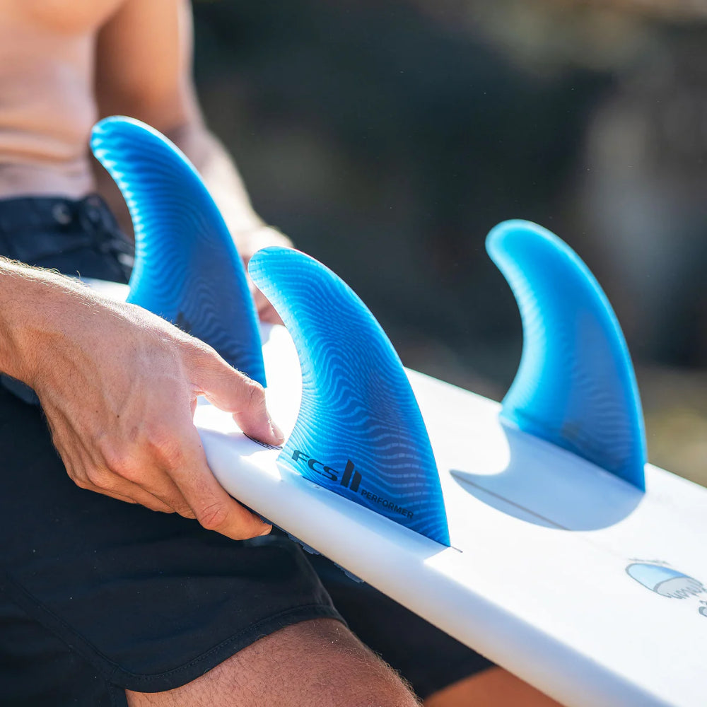 FCS II PERFORMER TRI FIN SET PACIFIC SMALL