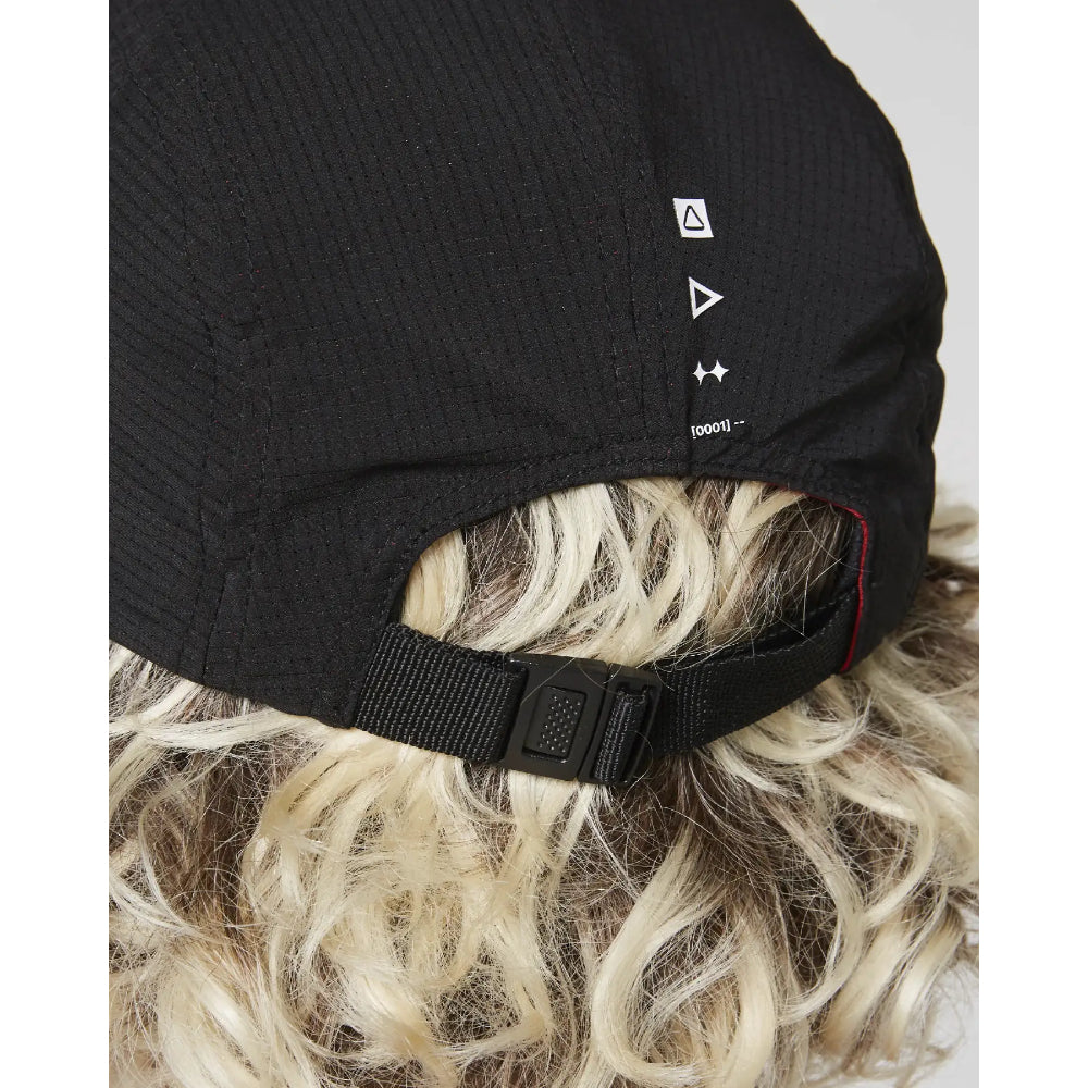 FOLLOW TECH CAP BLACK