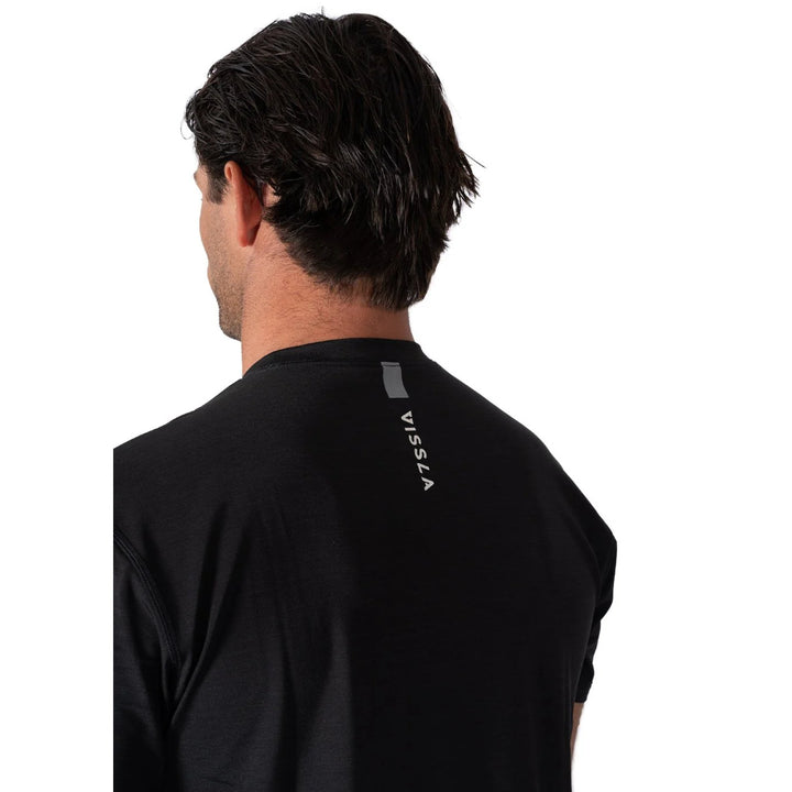 VISSLA TWISTED ECO SS SUN SHIRT BLACK