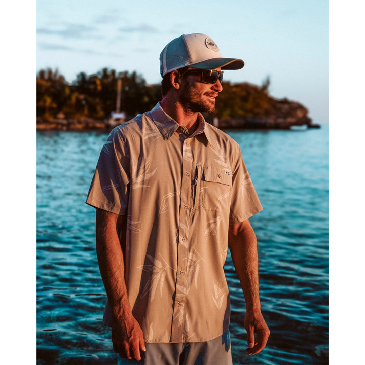 SALTY CREW FLAGSHIP UV BUTTON UP DARK KHAKI
