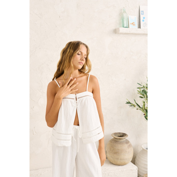 RHYTHM MACY SCALLOP TOP WHITE